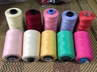 Sét chỉ may hoặc tơ đủ màu