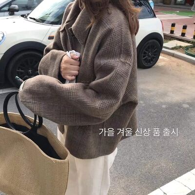 119584 - 8806 áo dạ cashmere dáng lửng có cổ khuy sừng | BigBuy360 - bigbuy360.vn
