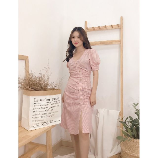 Pass đầm caro hồng khoét cổ xẻ tà Candy shop