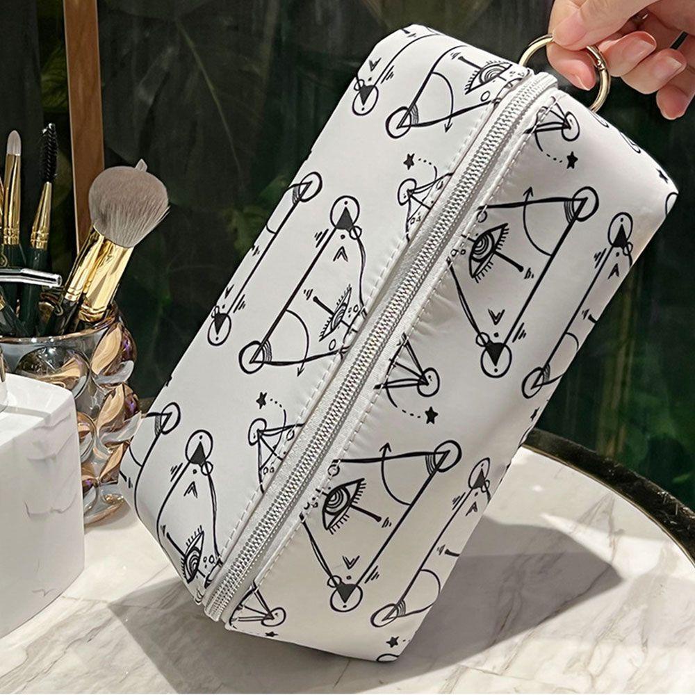 Túi Đựng Mỹ Phẩm In Họa Tiết Dễ Thương Tiện Dụng Mang Theo Du Lịch