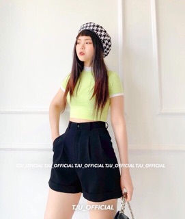 Quần short bấm cúc cạp cao