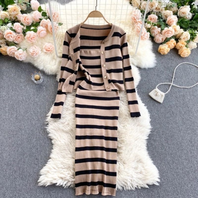 set đầm len body 2 dây kẻ ngang + áo len cardigan