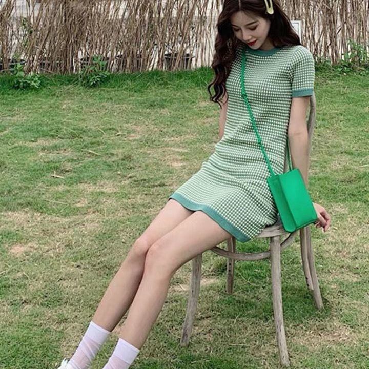 Đầm Ca Rô Thời Trang Cho Phái Nữ