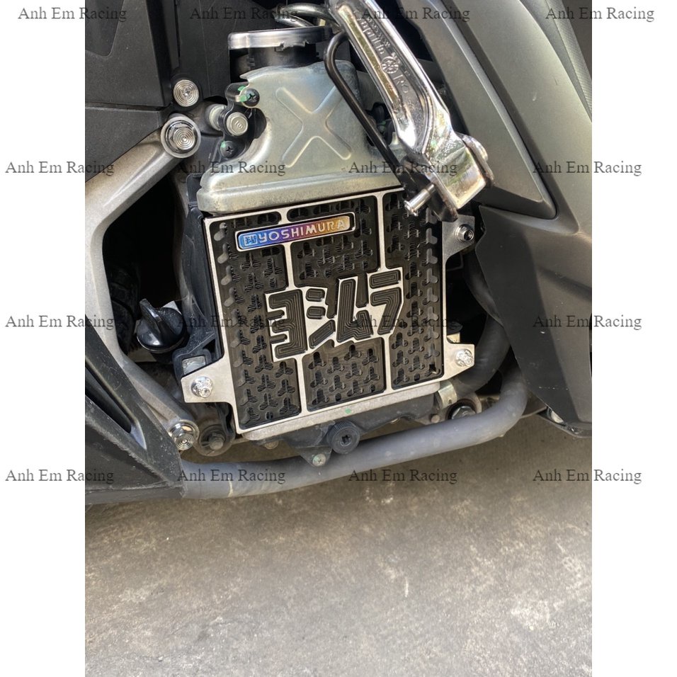 Che két nước nhôm cnc Yoshimura gắn Vario-AB
