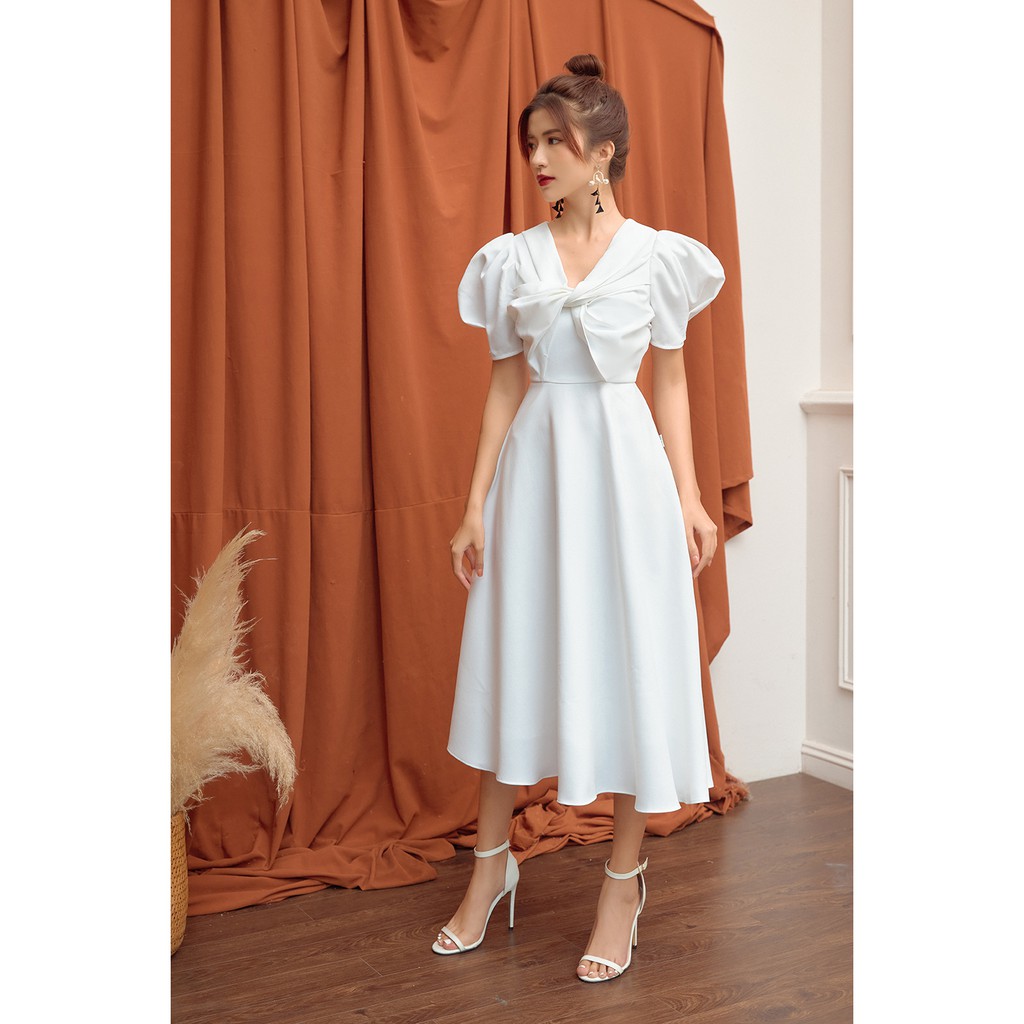 Đầm Xòe ngắn tay xoắn nơ ngực DDW0576 - 92 Wear | BigBuy360 - bigbuy360.vn