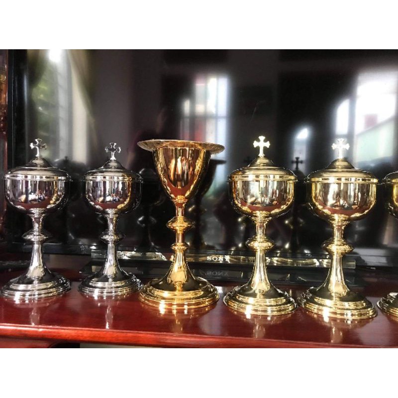 Chén lễ Sản phẩm moi