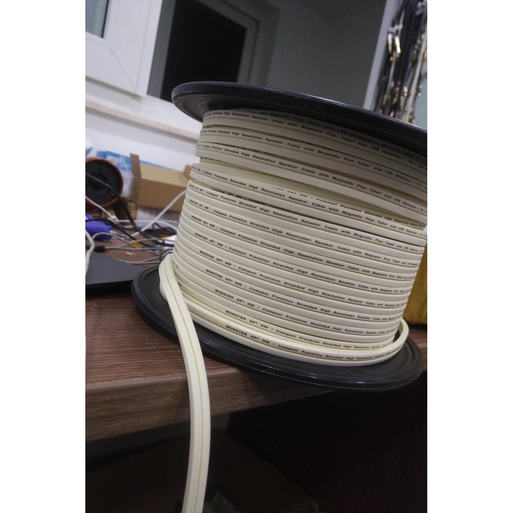 Dây loa Monster XP dài 10mDây màu trắng 2 lõi*1.5mm2 đồng OFC