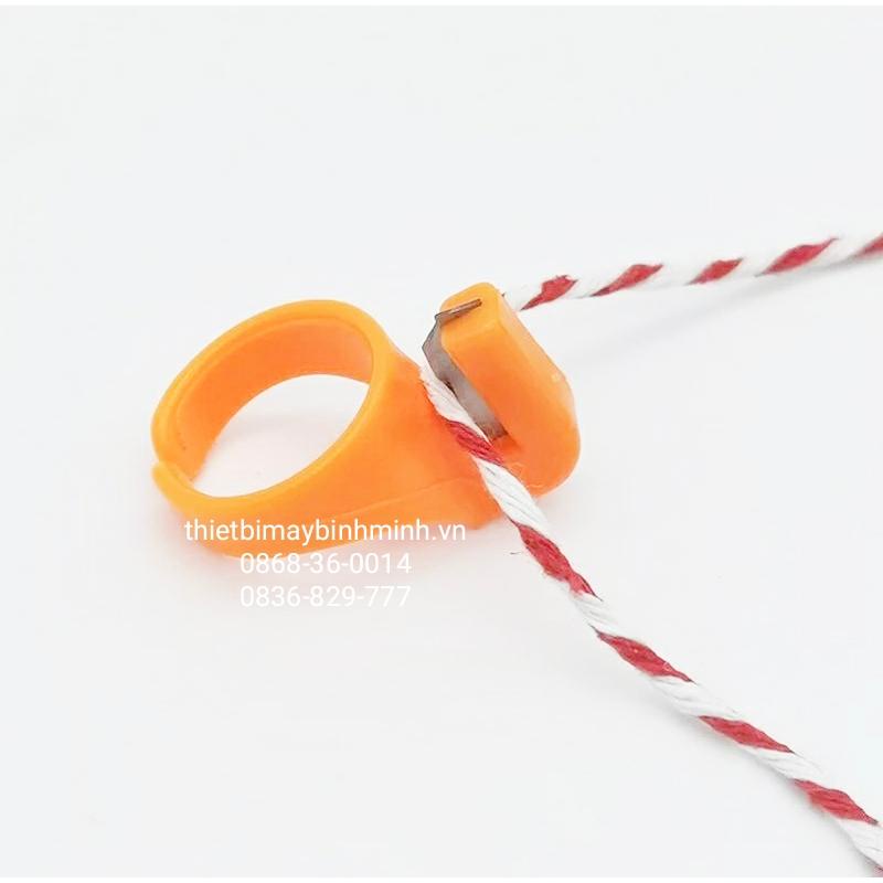 [Giá hủy diệt] Nhẫn cắt chỉ xỏ ngón