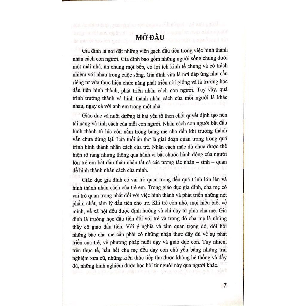 Sách - Năng Lực Giáo Dục Con Của Cha Mẹ Học Sinh Trung Học Cơ Sở