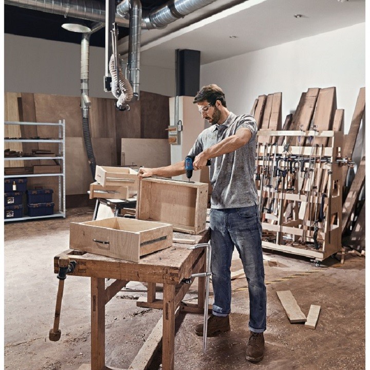 Máy Khoan Bắt Vít Dùng Pin Bosch GSR 12V-30, Mô-tơ Không Chổi Than