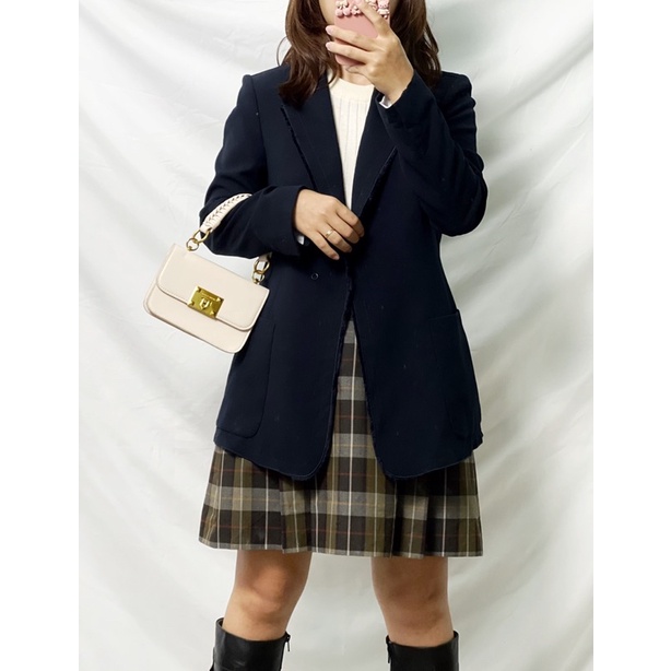 Áo blazer 2hand màu xanh đậm hiệu GEORGES RECH made in Korea