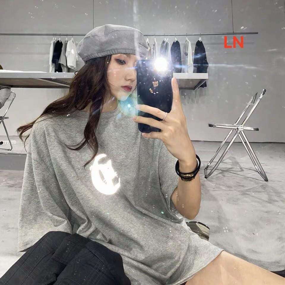 Áo thun cotton phản quang họa tiết mèo mặt trăng