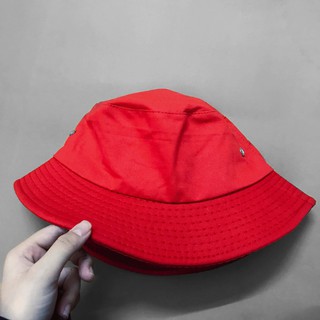 NÓN BUCKET TRƠN ĐEN TRẮNG ĐỎ GDRAGON
