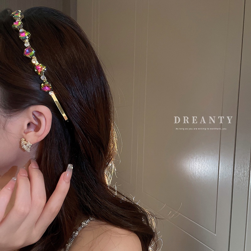 Kẹp Tóc Đính Kim Cương Hình Tam Giác / Trái Tim Nhiều Màu Sắc Sáng Tạo Thời Trang Hàn Quốc