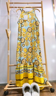 Đầm Thổ Cẩm Maxi Cổ Yếm