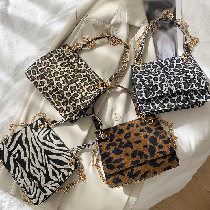 Túi Đeo Chéo Họa Tiết Da Báo Thời Trang Cho Nữ