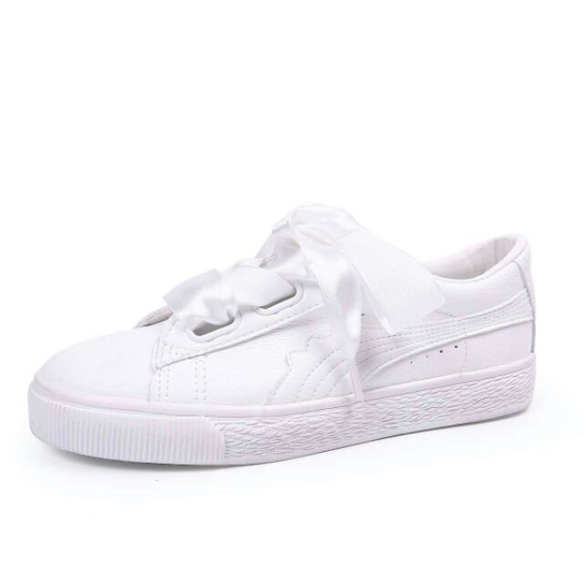ORDER GIÀY THỂ THAO MÀU TRẮNG SNEAKER