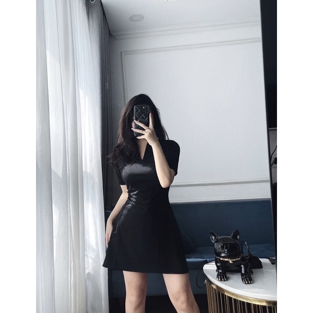 VN763 - VÁY ĐEN UMI XOÈ CỔ V