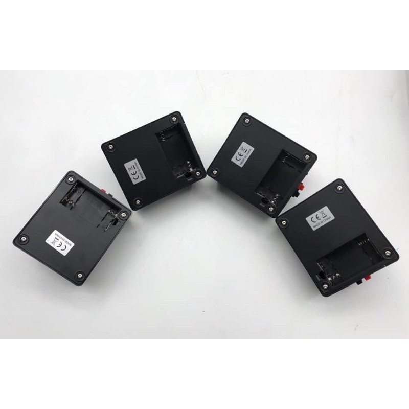 Đế kích 4 đế chạy pin con thỏ