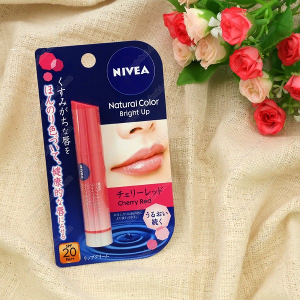 Son Dưỡng Nivea Natural Color Bright Up Nhật Bản 3.5g