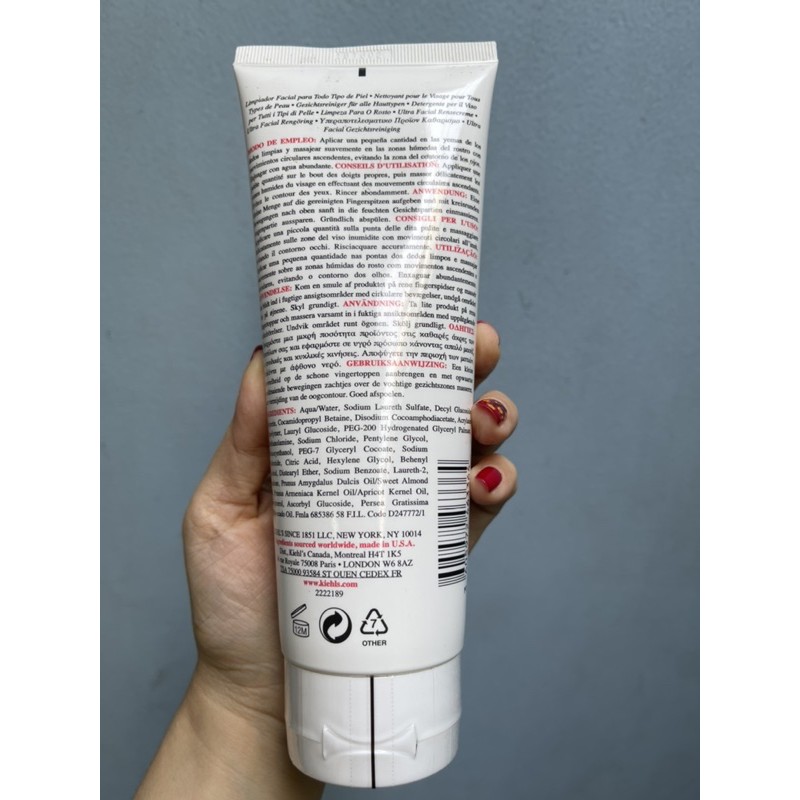 Kiehl's Ultra Facial Cleanser - Sữa Rửa Mặt Dịu Nhẹ 230ml