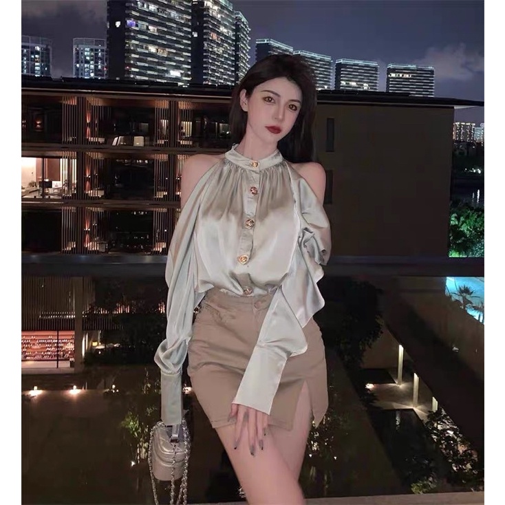 Set áo sơmi hở vai kèm chân váy