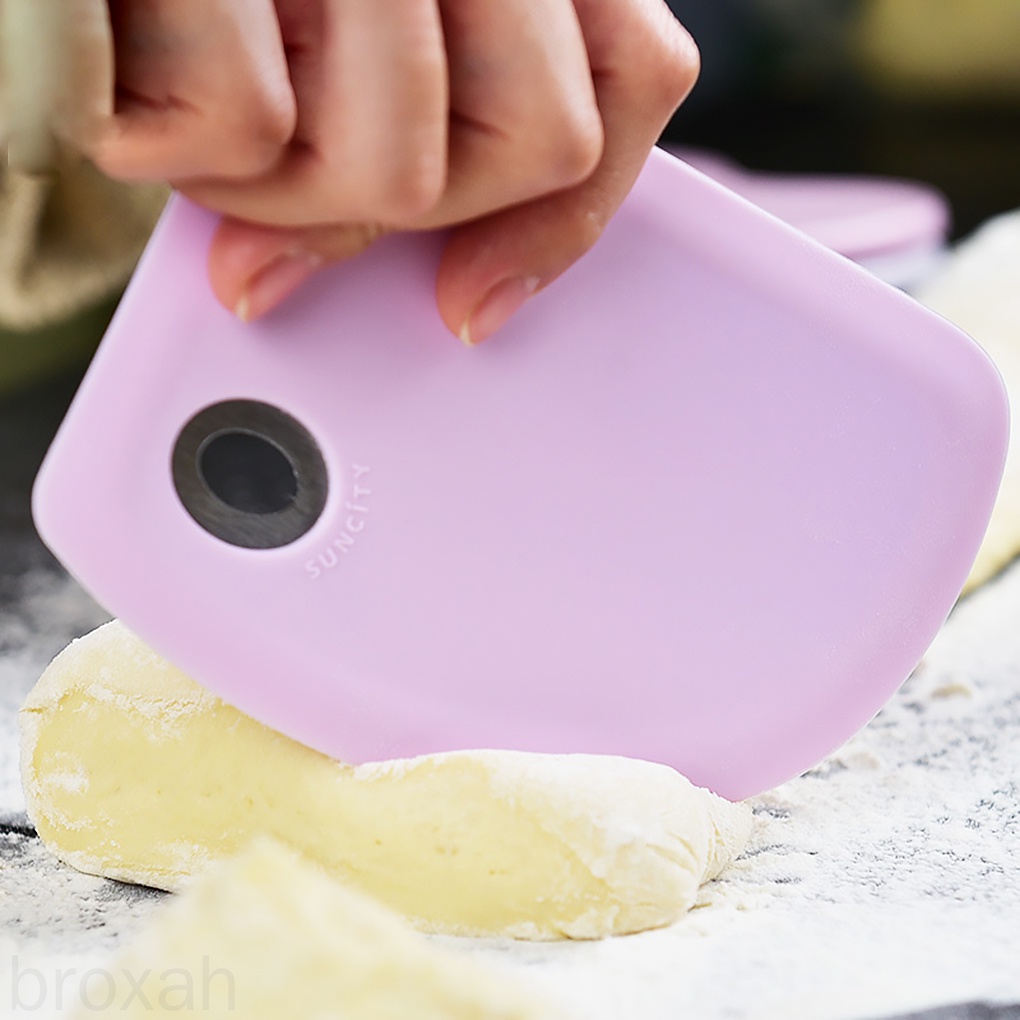 Dụng Cụ Cắt Bột Bằng Silicone Đa Năng Tiện Dụng Cho Nhà Bếp