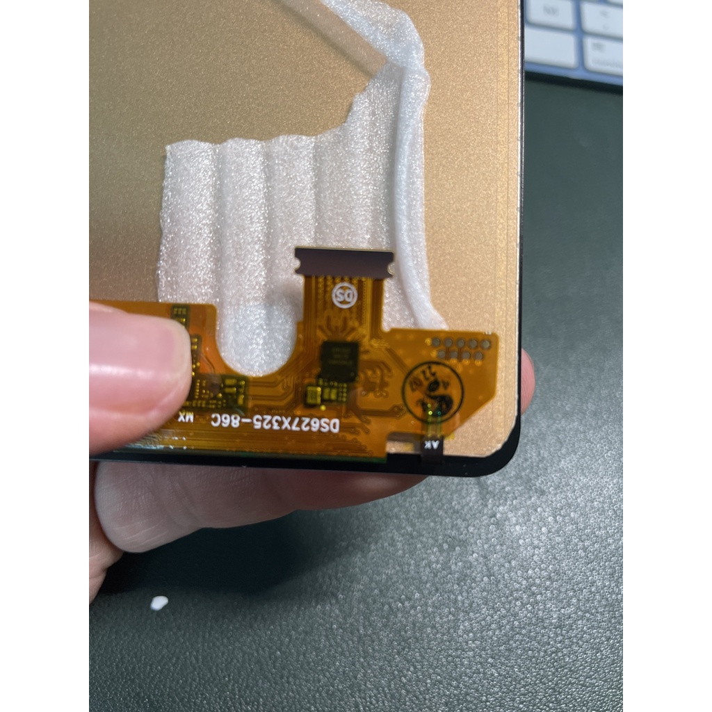 Màn Hình Samsung A32/M32 Tặng Kèm Bộ Sửa 8 Trong 1 Và Keo Dán Màn