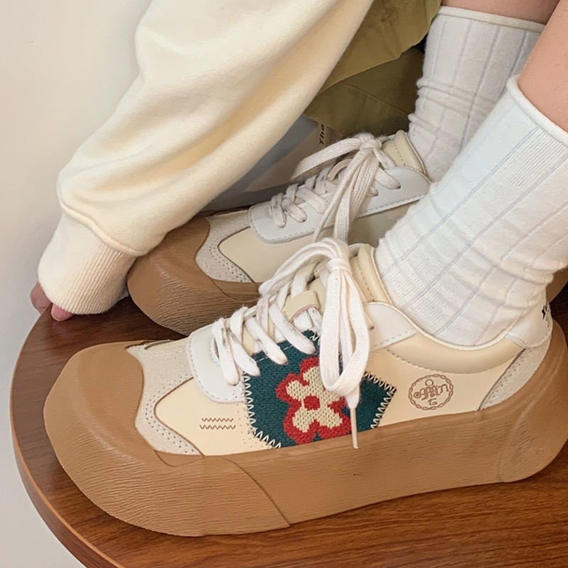 Jiashucheng Giày Thể Thao Vải Bạt Mũi Lớn Thêu Hoa Nhỏ Phong Cách Retro Thiết Kế Mới Mùa Xuân Thu Cho Nữ
