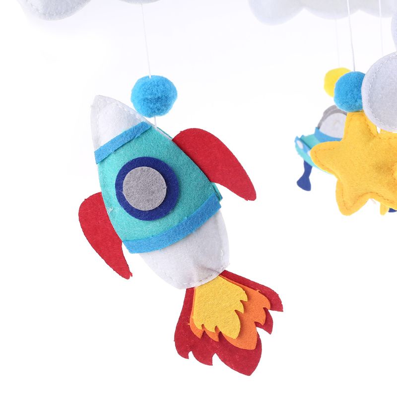 Đồ Chơi Chuông Gió Lục Lạc Di Động Hình Đám Mây Ngôi Sao Trang Trí Phòng Ngủ Cho Bé