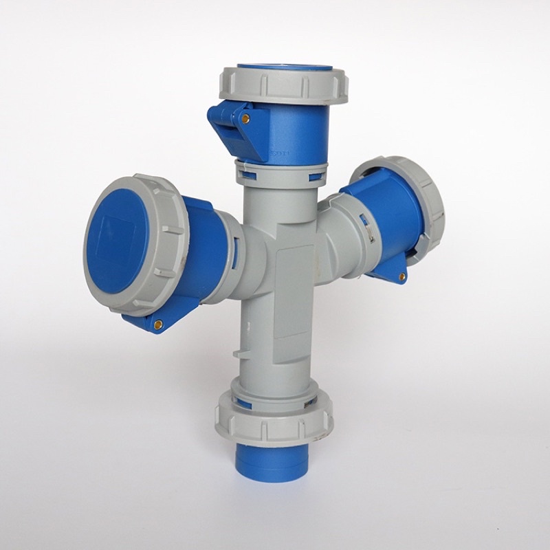 Ổ cắm công nghiệp chia 3 IP 67 (3F16A)