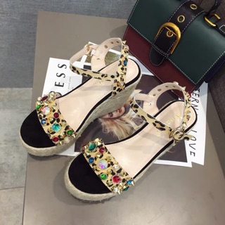 Giày sandal đế cối đính đá qccc