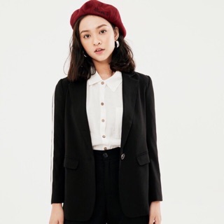 Thanh lý áo blazer Adore size S