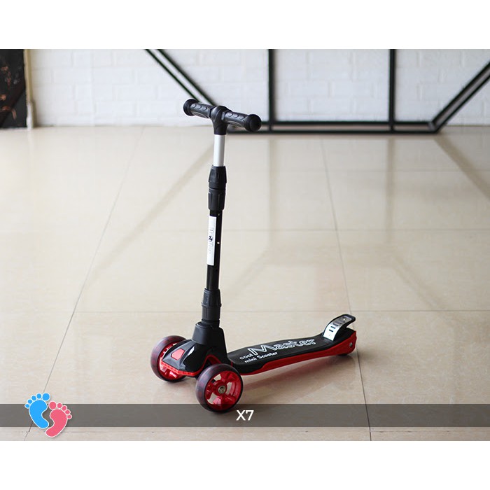 Xe trượt scooter trẻ em Broller X7