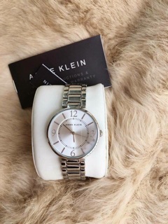 Đồng hồ nữ Anne Klein AK/1789SVSV