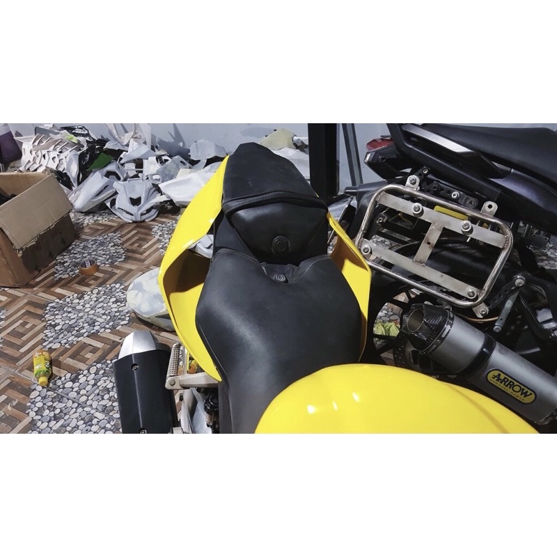 Ốp đuôi R1 cho Yamaha R15v3