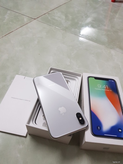 Điện Thoại Iphone X Quốc Tế  256GB và 64GB Zin Đẹp/Full box đủ phụ kiện/Giao hàng toàn Quốc