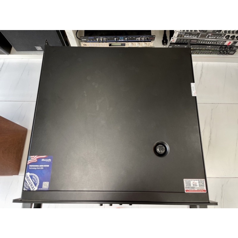 Đẩy 4 kênh dB acoustic D4.12 chính hãng cao cấp.Tặng dây giắc