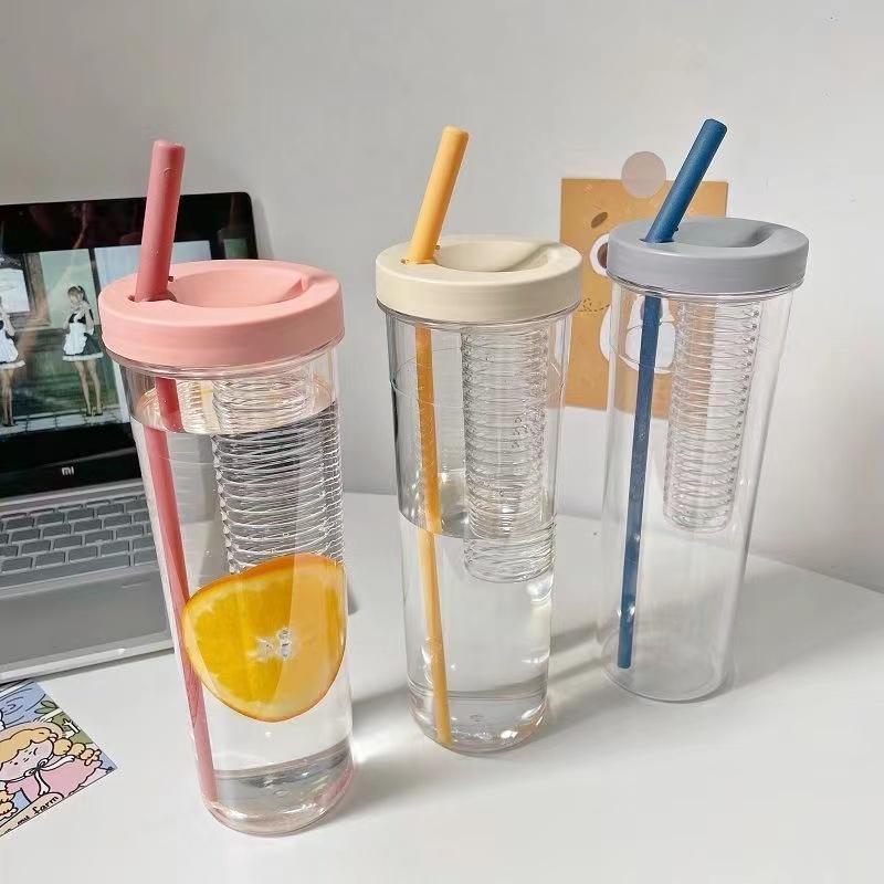 Bình Đựng Nước 700ml Kèm Ống Hút Sức Chứa Lớn Dùng Cho Các Hoạt Động Ngoài Trời