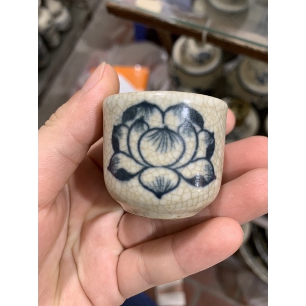 Chén cúng men rạn