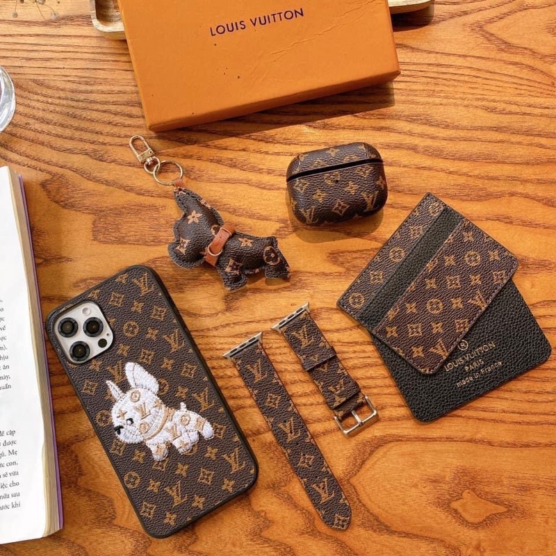 COMBO ỐP L V CHÓ THÊU , DÂY APLE WATCH BỌC AIRPOD MÓC KHOÁ VÍ