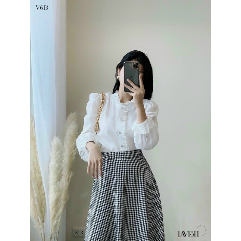 Set áo trắng bèo chân váy midi ziczac