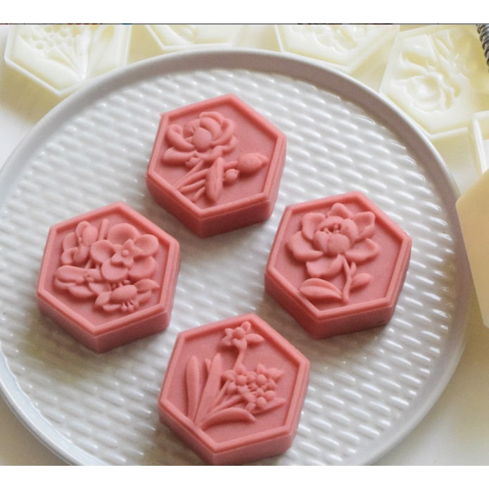 (50 gr) Khuôn Trung Thu lục giác bông hoa cổ điển MÃ : C11