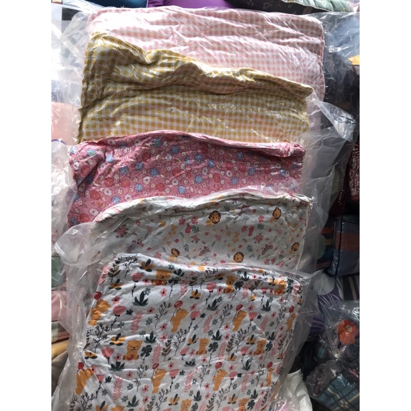 chăn phao lông vũ nhân tạo siêu nhẹ, chất liệu cotton,hoa văn đa dạng, kích thước 2x2,3m (VIDEO KÈM ẢNH THẬT)
