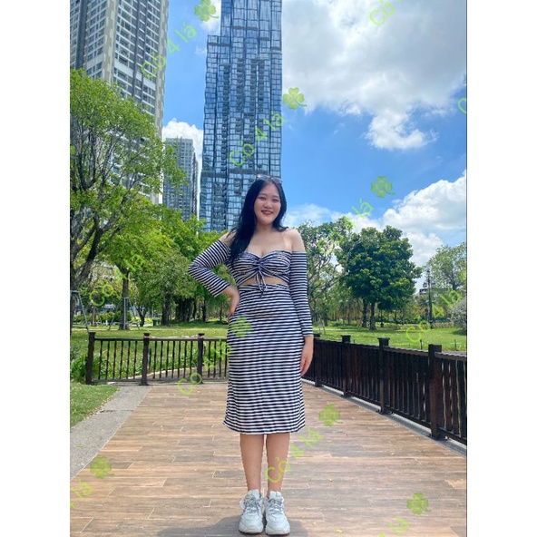 ĐẦM BODY TRỄ VAI RÚT NGỰC 2 MÀU ĐEN VÀ SỌC