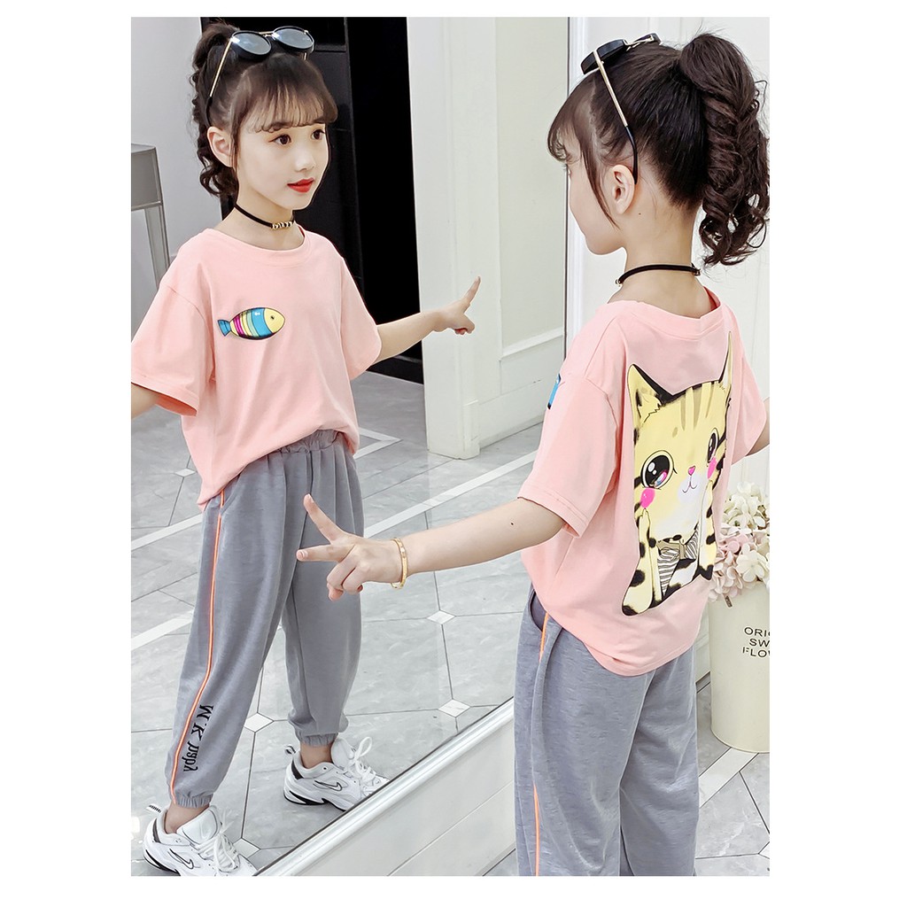 Áo thun bé gái đến size đại. Áo phông bé gái size đai từ 20 -50kg họa tiết mèo xinh sau lưng AG902