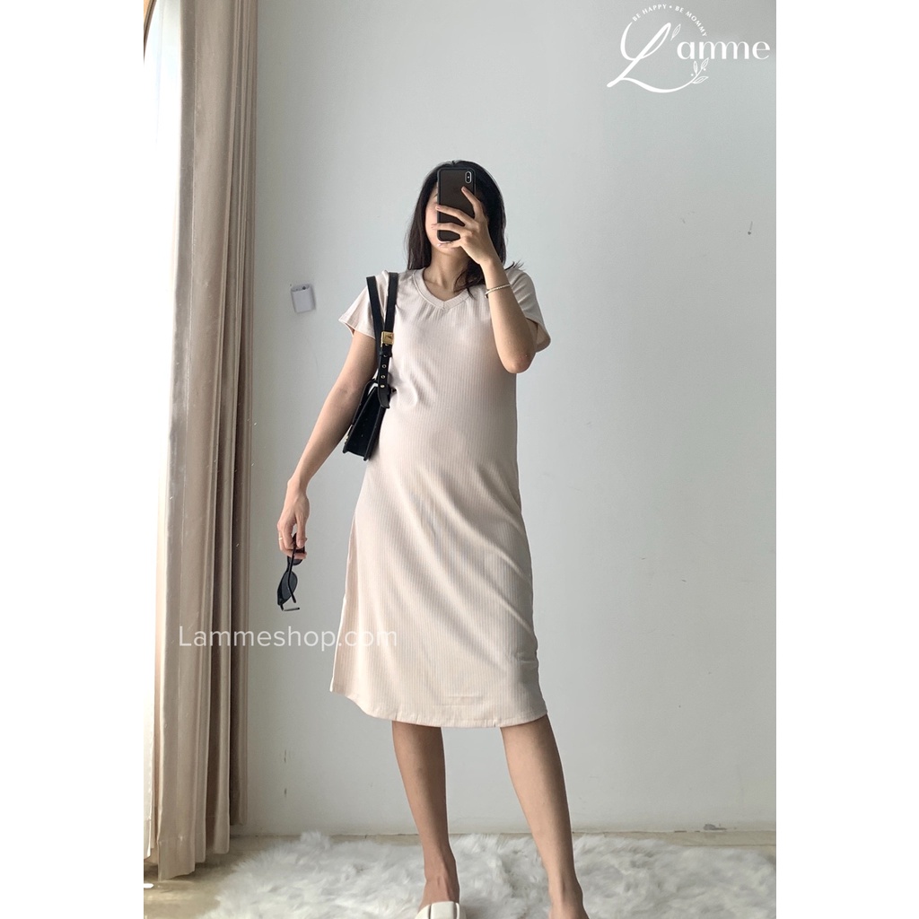 Váy bầu cotton tăm dáng xuông, mặc đc 2 kiểu trước và sau, 1 mặt cổ tim, 1 mặt xoắn ngực  By Lamme