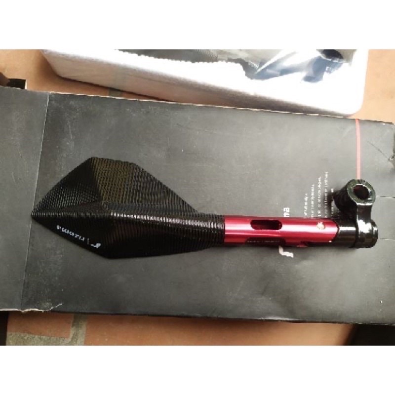 Gương 5 cạnh thời trang riroma gắn các loại xe máy ( giá 1 chiếc bên trái)