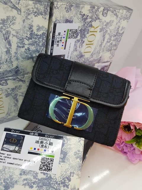 Túi đeo chéo hộp thổ cẩm size 18 fullbox