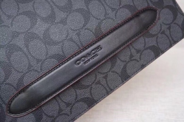 TÚI CLUTCH COACH FOR MEN F73148